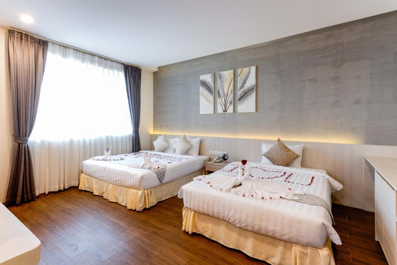 Joli Hotel Phnom Penh Bagian luar foto