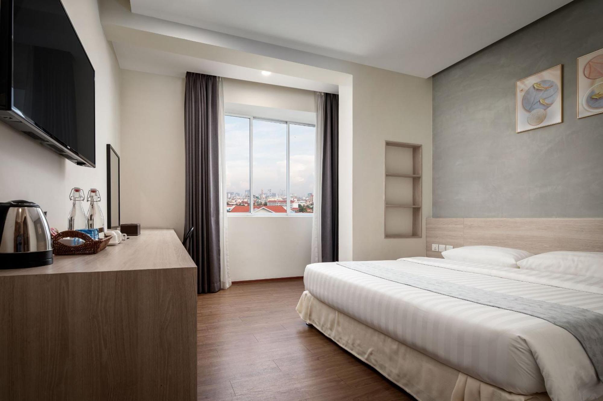 Joli Hotel Phnom Penh Bagian luar foto